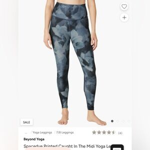 Beyond Yoga Blue Floral High-Rise Midi Leggings